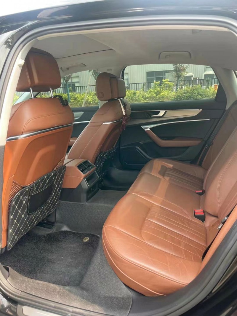 徐州21年奥迪A4L9