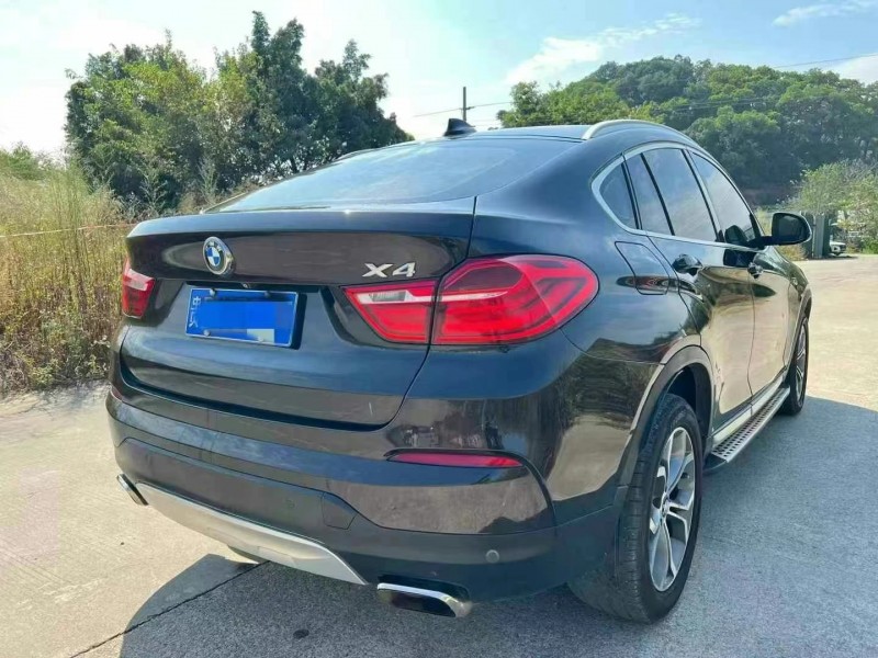 广州16年宝马X47