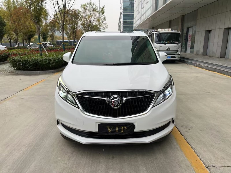 济宁18年别克GL81