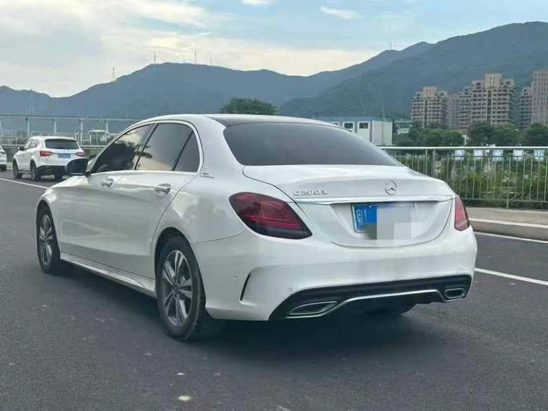 东莞21年奔驰C8