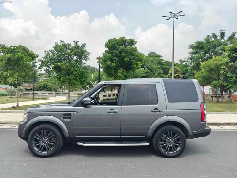 东莞16年路虎发现8