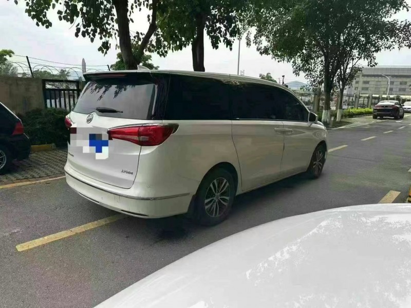 佛山20年别克GL85