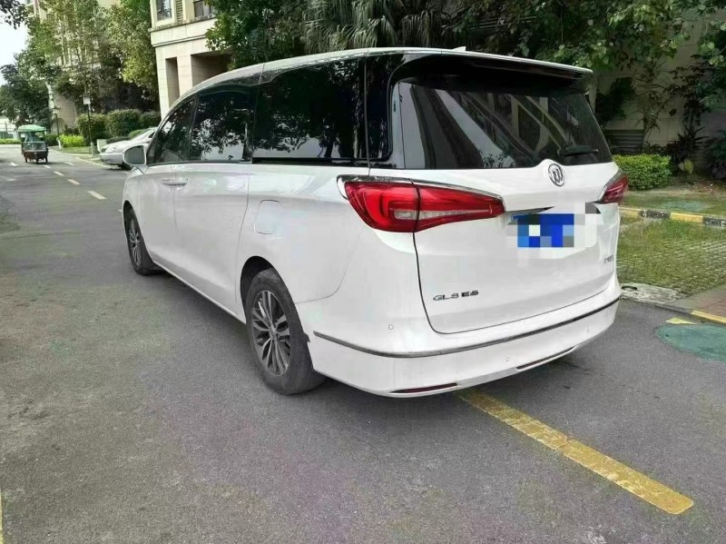 佛山20年别克GL86