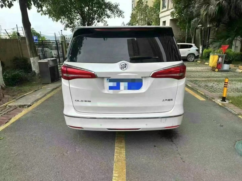 佛山20年别克GL89