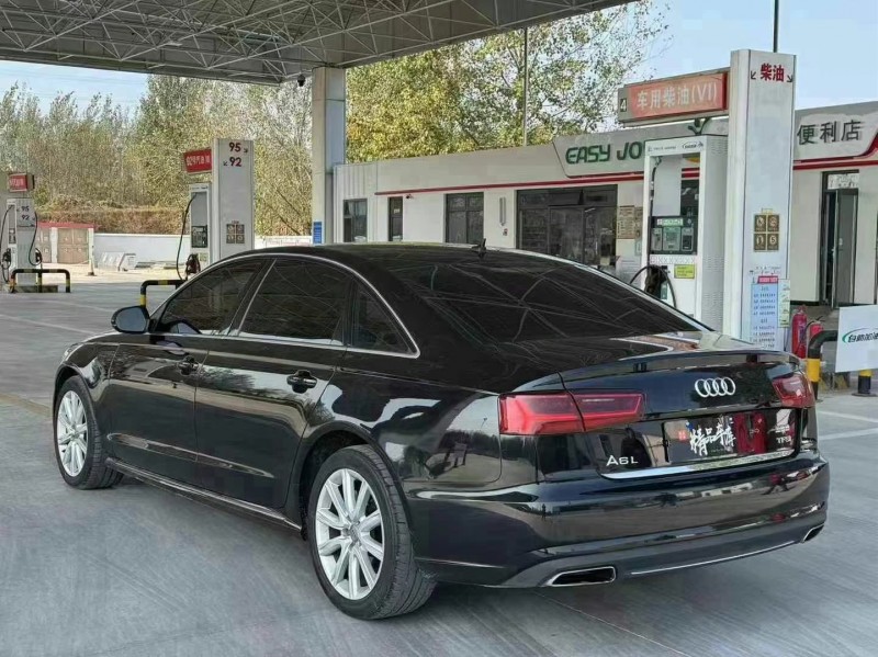 济宁18年奥迪A6L7