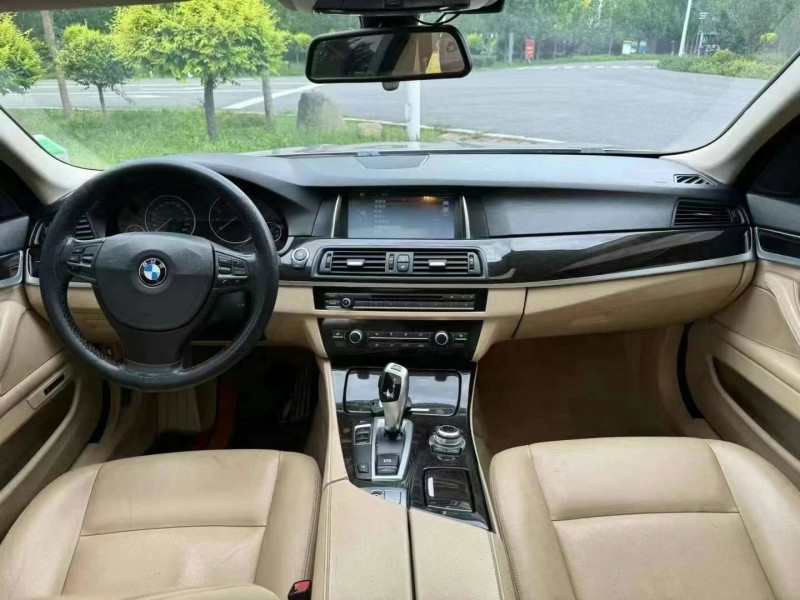 保定15年宝马5系4