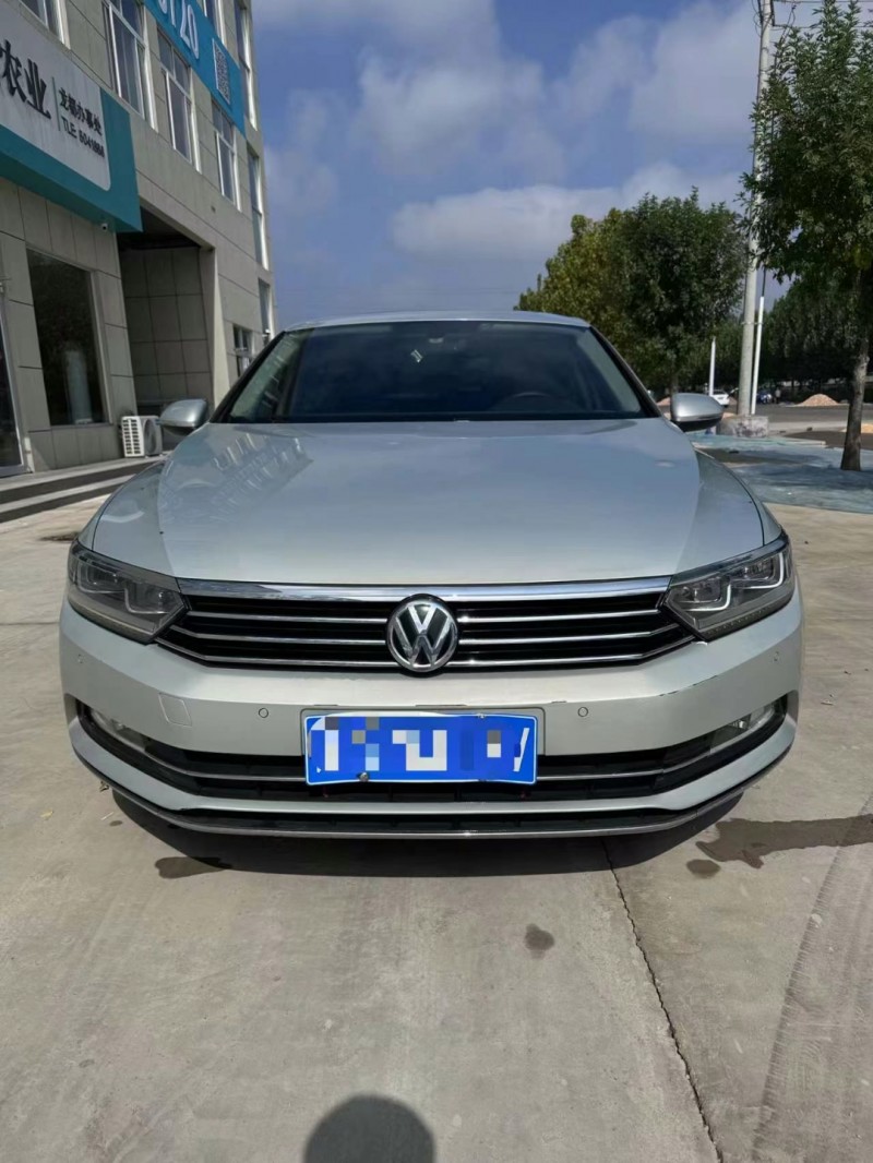 臨沂17年大眾邁騰1