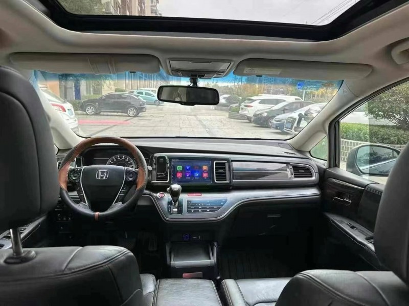 济宁16年本田艾力绅9