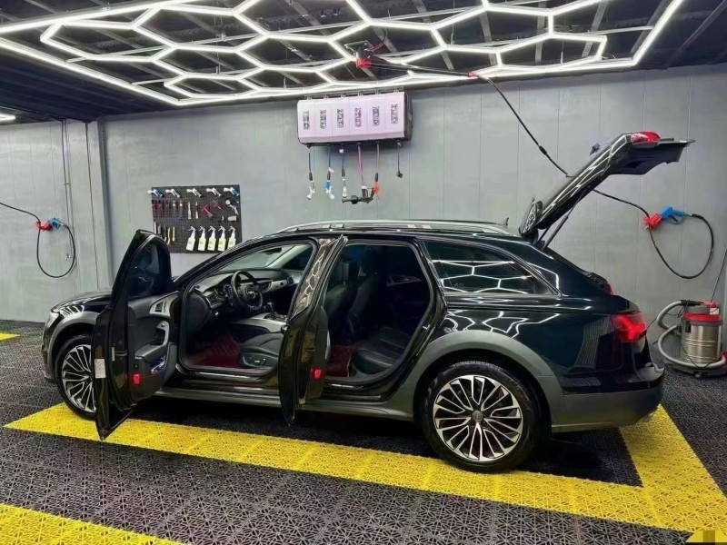 济宁16年奥迪A6L9