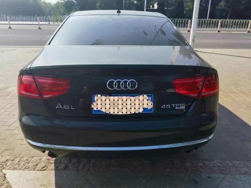 潍坊12年奥迪A8L6