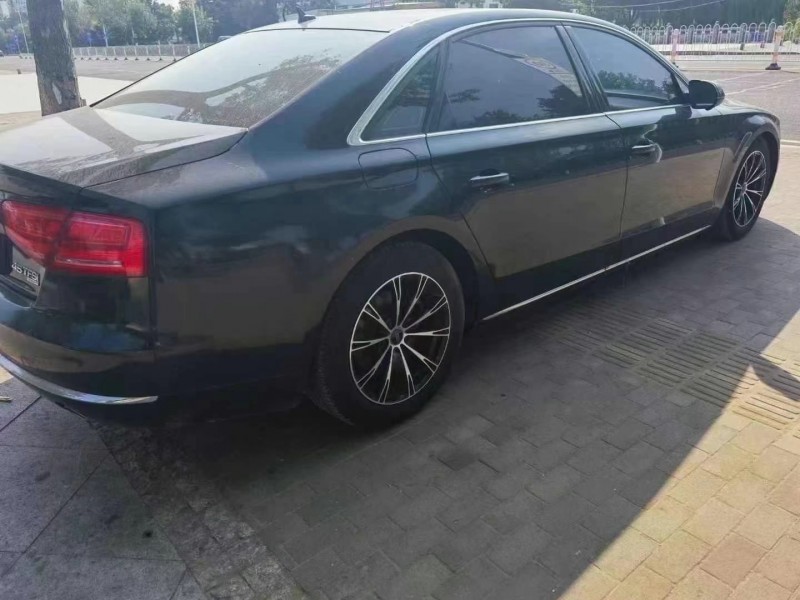 潍坊12年奥迪A8L8