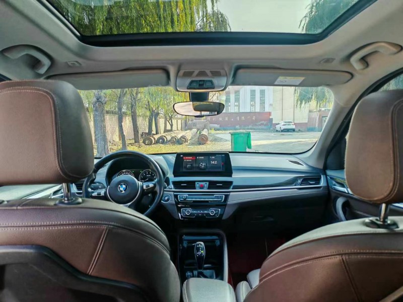 保定19年宝马X16