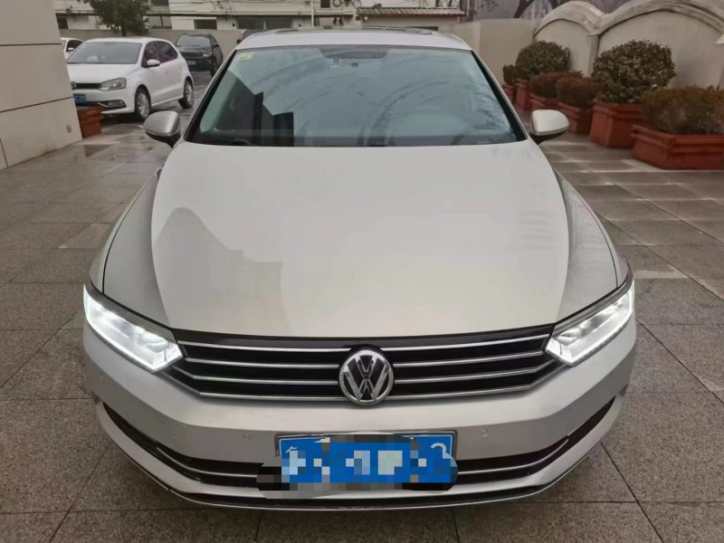 保定17年大众迈腾1