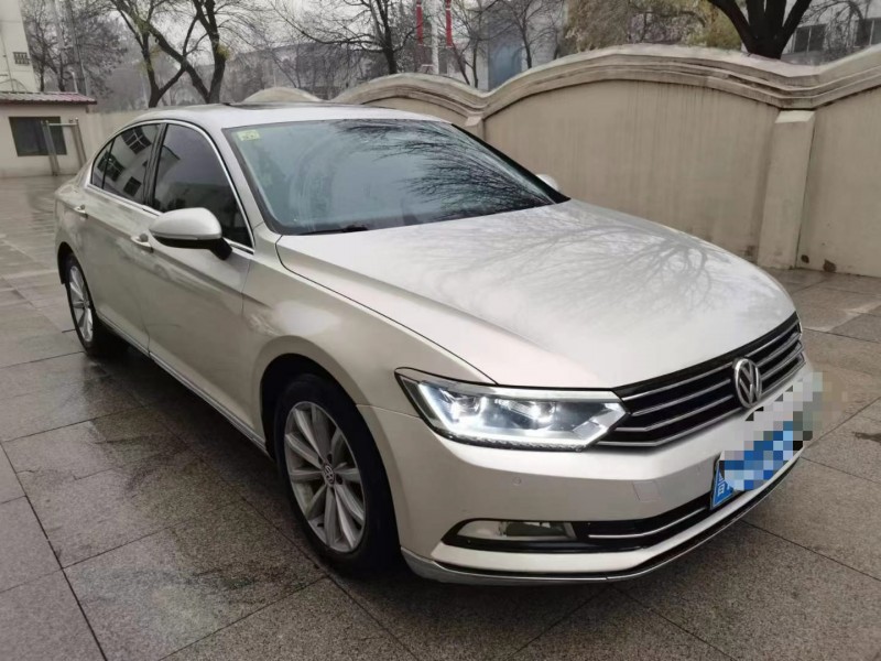 保定17年大众迈腾3