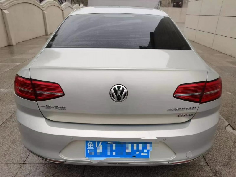 保定17年大众迈腾9