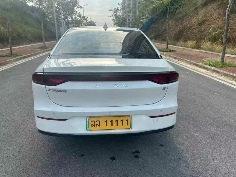 南宁23年传祺埃安S9