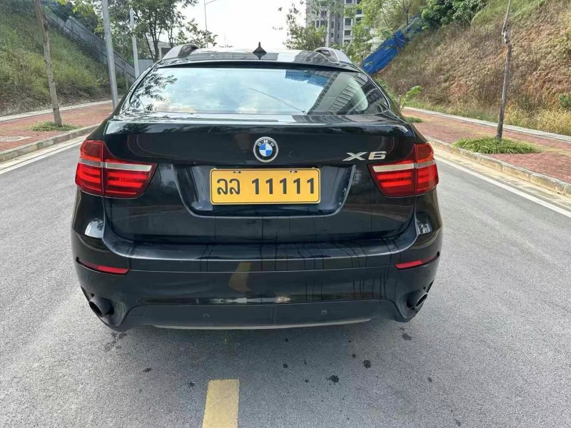 南寧13年寶馬X69