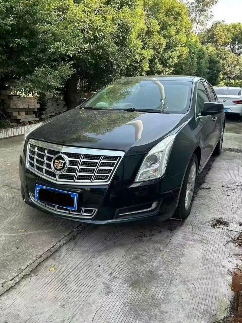 淮安14年凱迪拉克XTS3