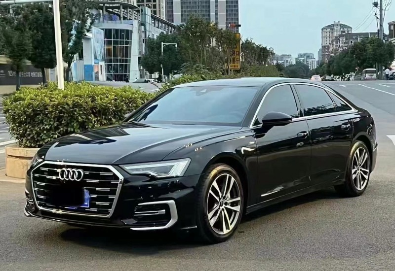 济宁22年奥迪A6L3