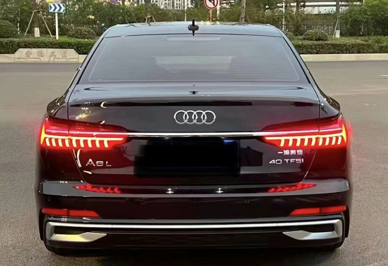 济宁22年奥迪A6L5