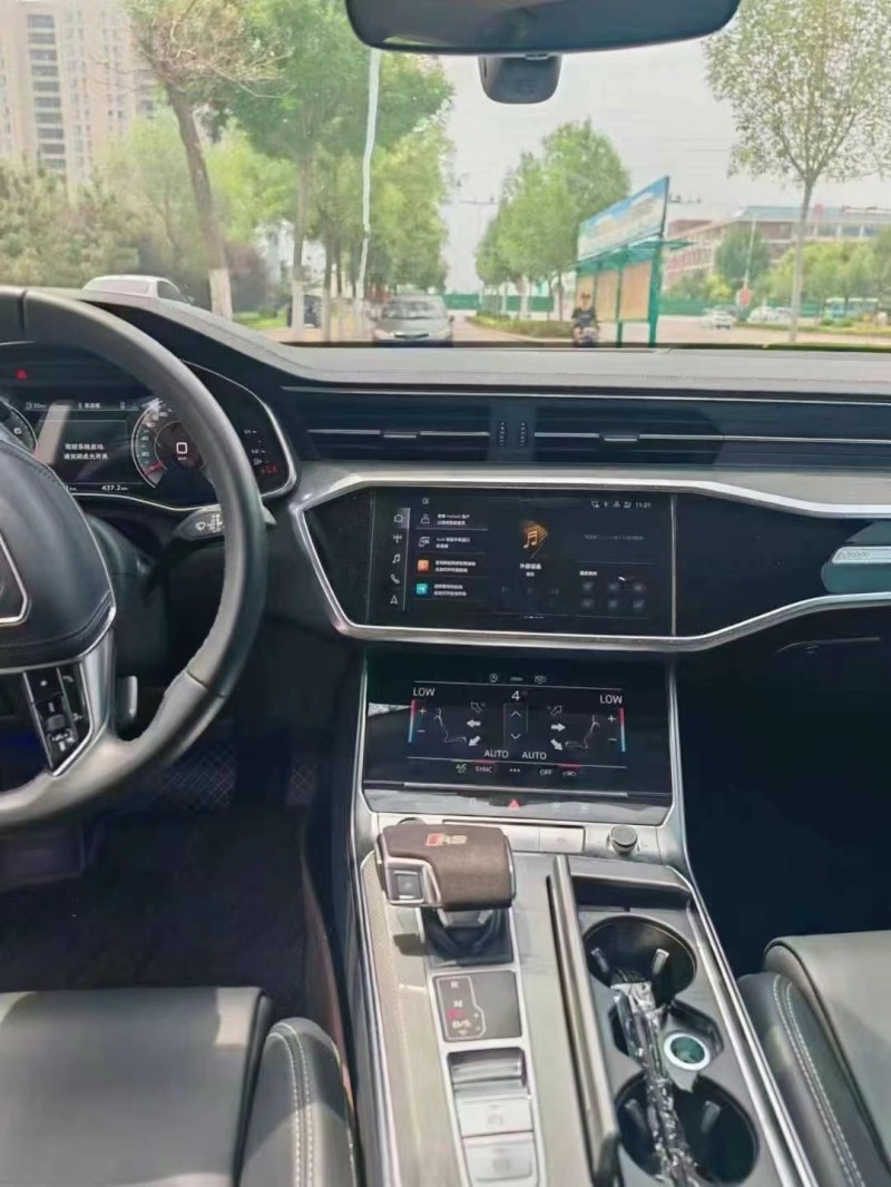 济宁22年奥迪A6L7