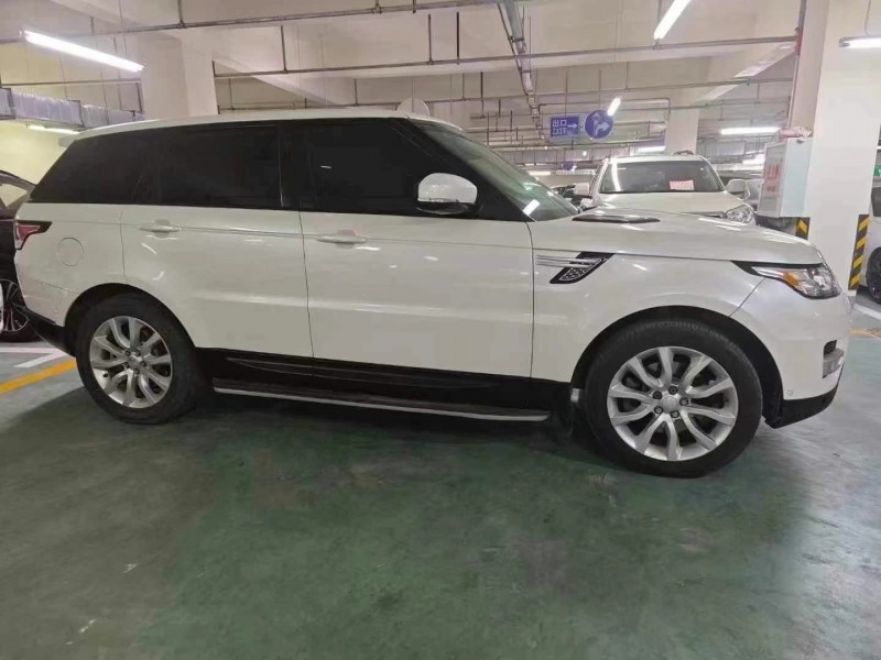 济宁15年路虎揽胜运动6