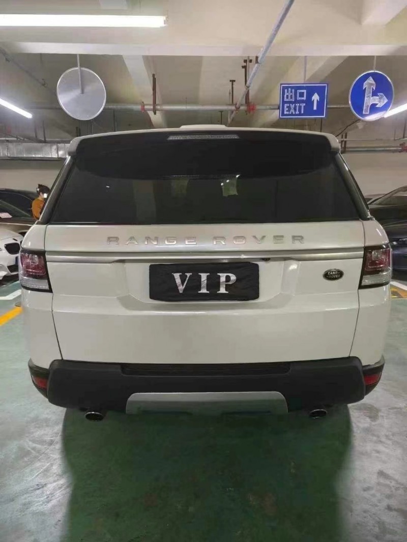 济宁15年路虎揽胜运动8