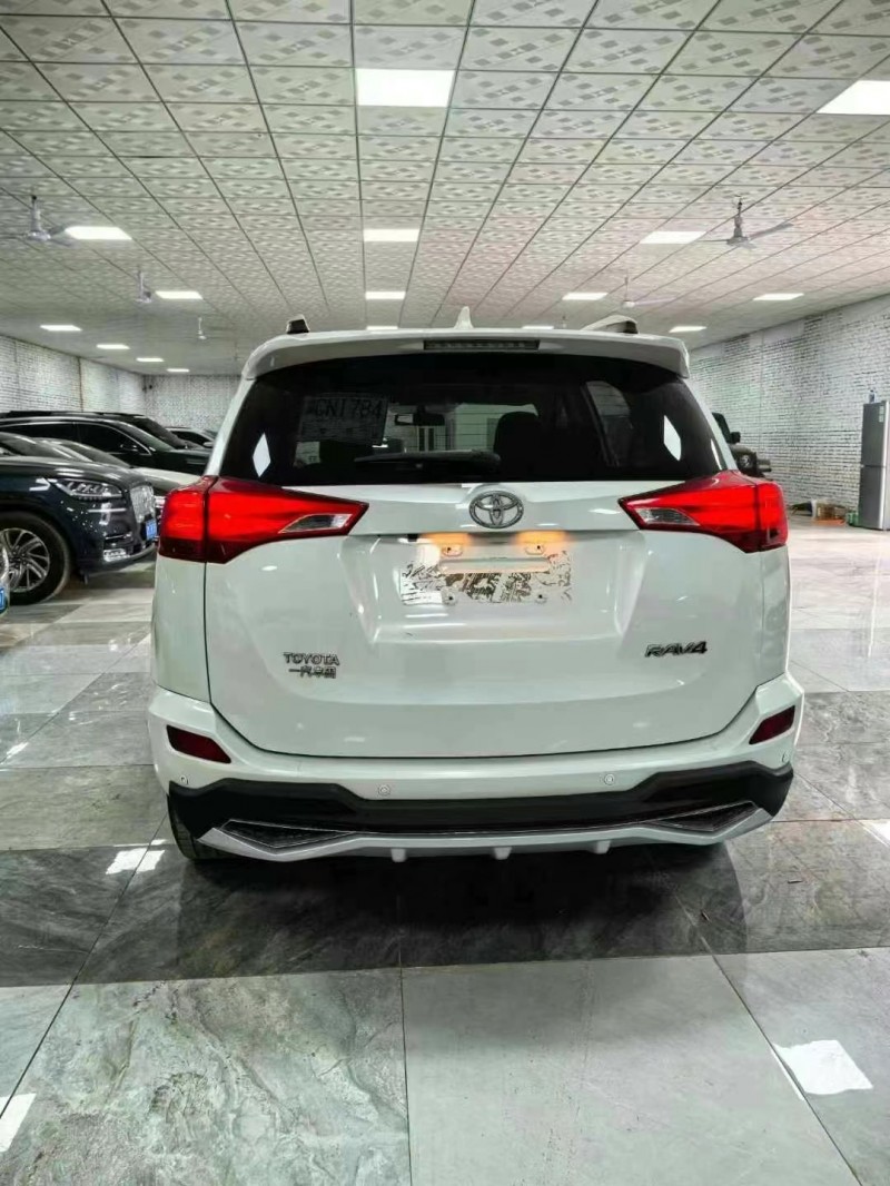 廊坊16年丰田RAV4荣放9