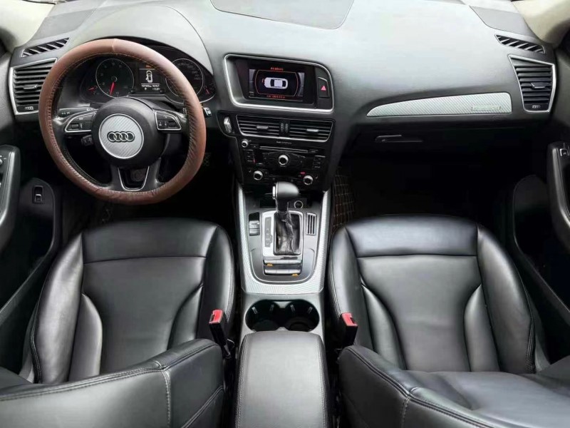 济宁14年奥迪Q55