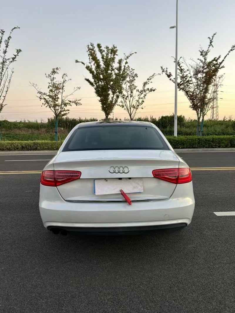 徐州13年奥迪A4L9
