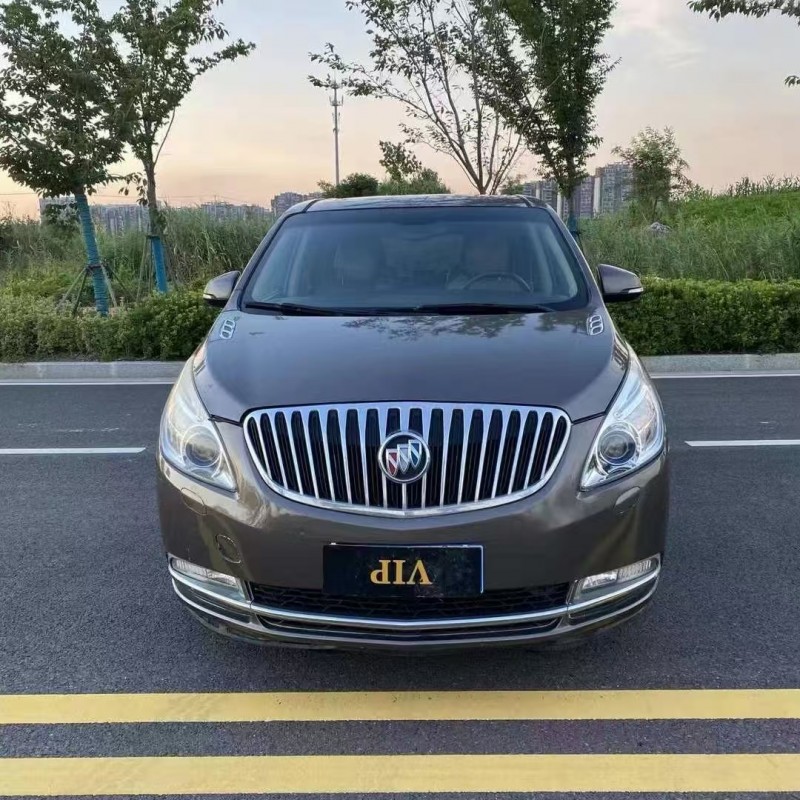 徐州11年别克GL81