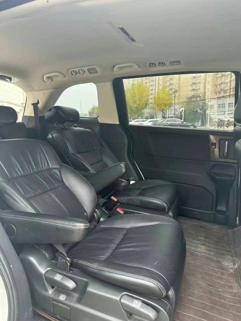 济宁17年本田奥德赛6