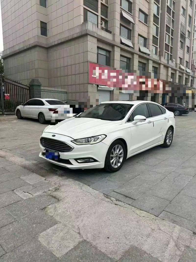 济宁17年福特蒙迪欧2