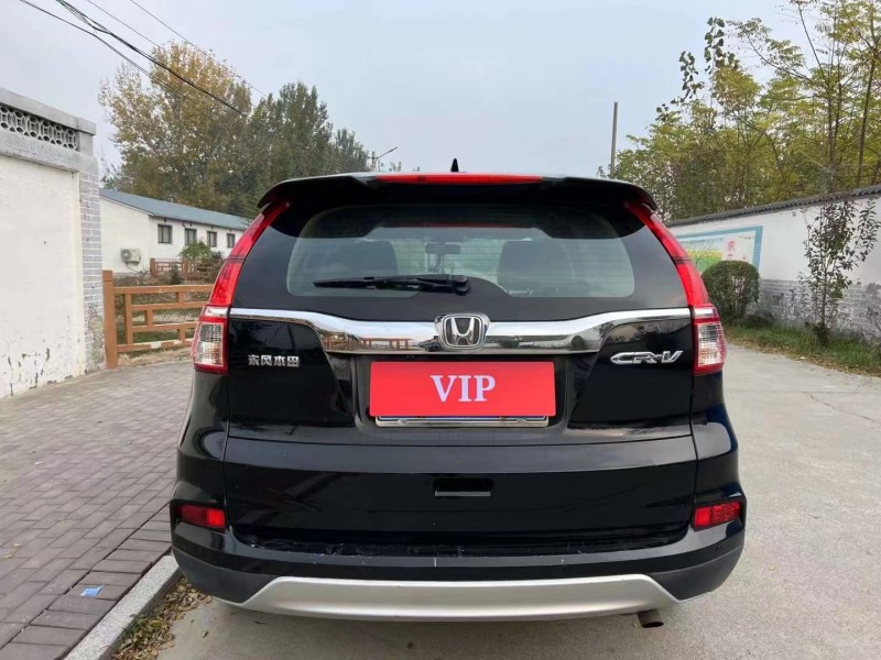 青岛16年本田CRV9