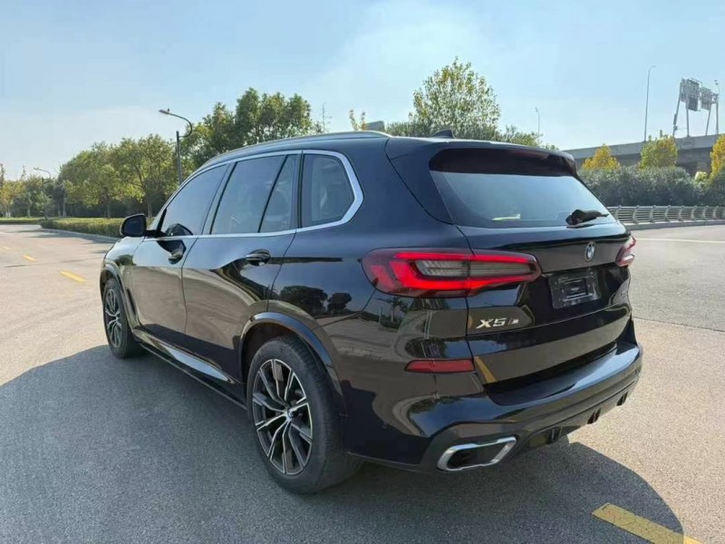 盐城21年宝马X59