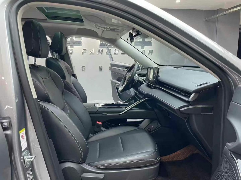 成都22年哈弗H69