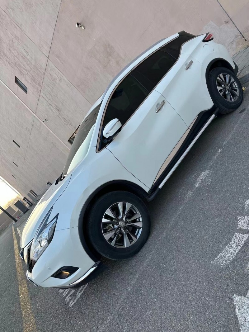 營口19年日產樓蘭3