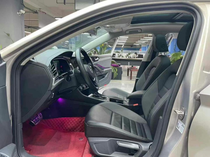 成都21年大众速腾6