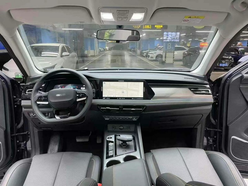 成都23年长安汽车欧尚3