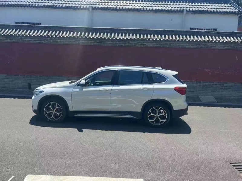 济宁18年宝马X18