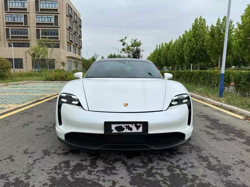徐州22年保时捷Taycan1