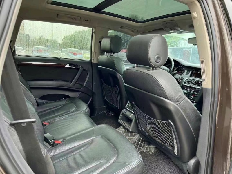 济宁13年奥迪Q76