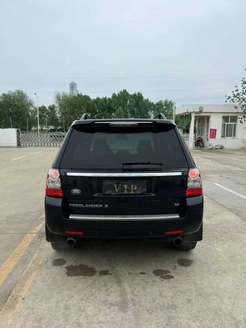 济宁12年路虎神行者9