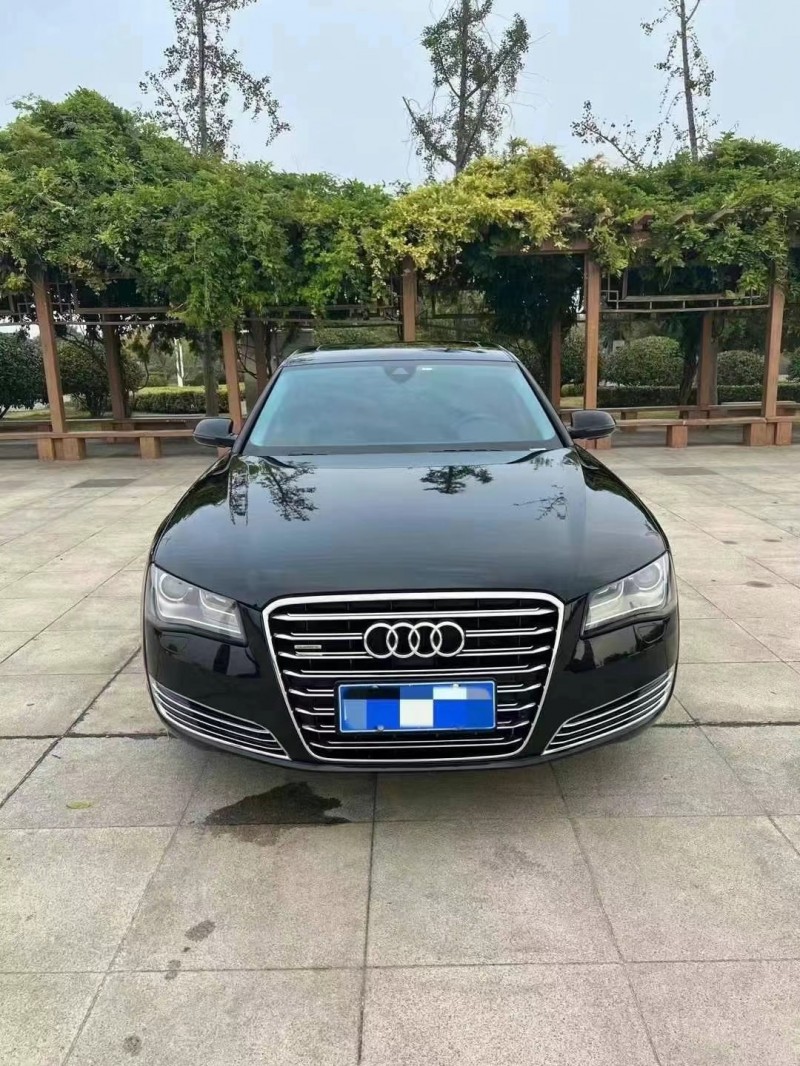 济宁14年奥迪A8L1