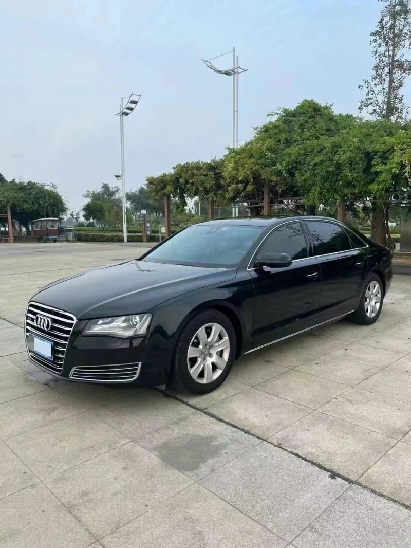 济宁14年奥迪A8L2