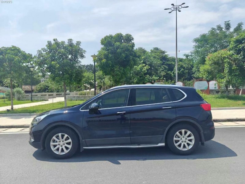 东莞21年别克昂科威8