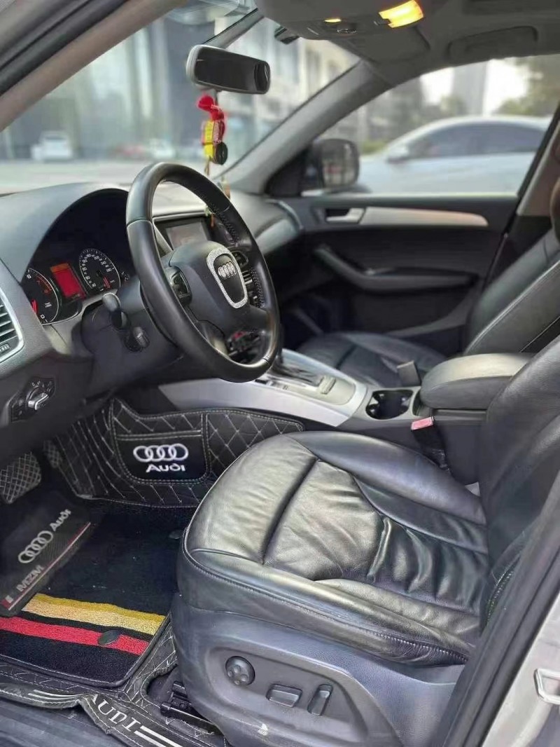 佛山12年奥迪Q54