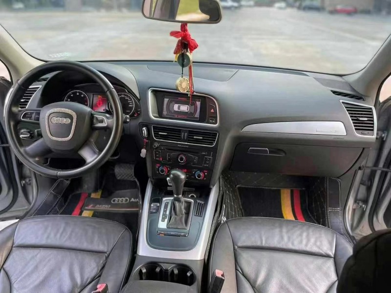 佛山12年奥迪Q55