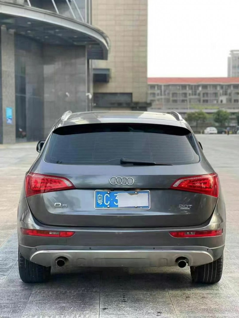 佛山12年奥迪Q57
