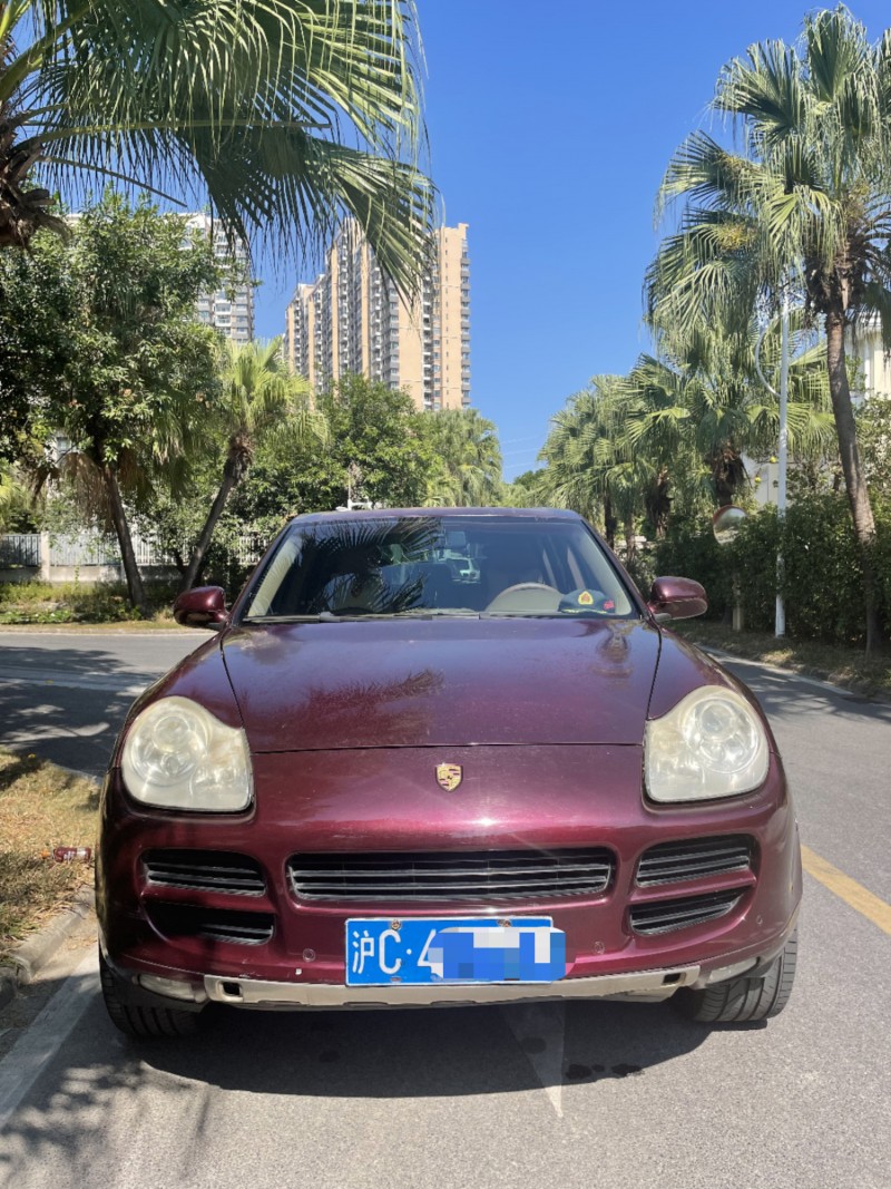 广州06年保时捷卡宴1